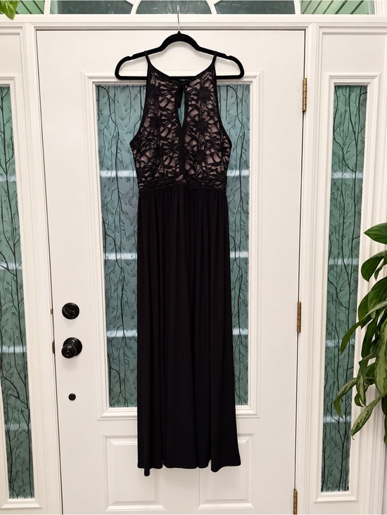 Unknown Dresses & Skirts - Black Lace Bodice Maxi Dress -18/20